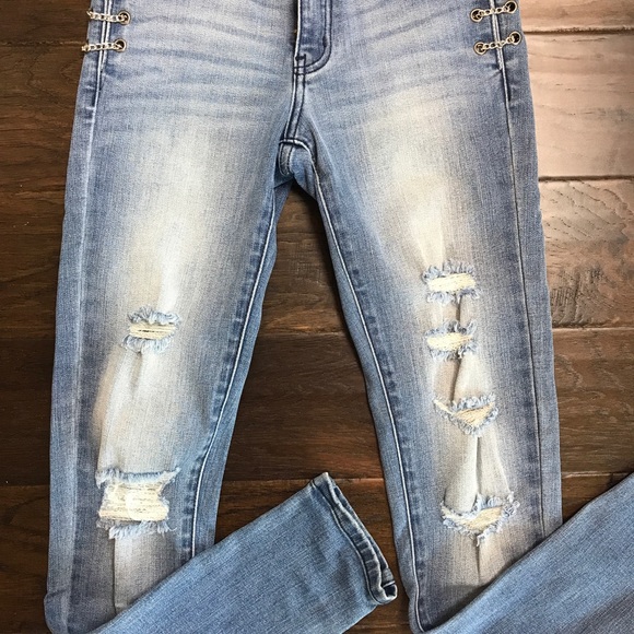 LAST//AΝΝ‘ LΝΝ‘iΝΝ‘tΝΝ‘tΝΝ‘lΝΝ‘eΝΝ‘ EΝΝ‘dΝΝ‘gΝΝ‘eΝΝ‘ - Picture 6 of 7